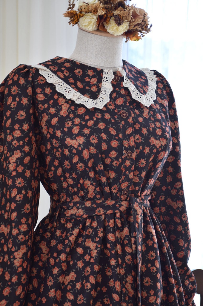 Robe Enseignante Vintage Fleur Rouge et Noir